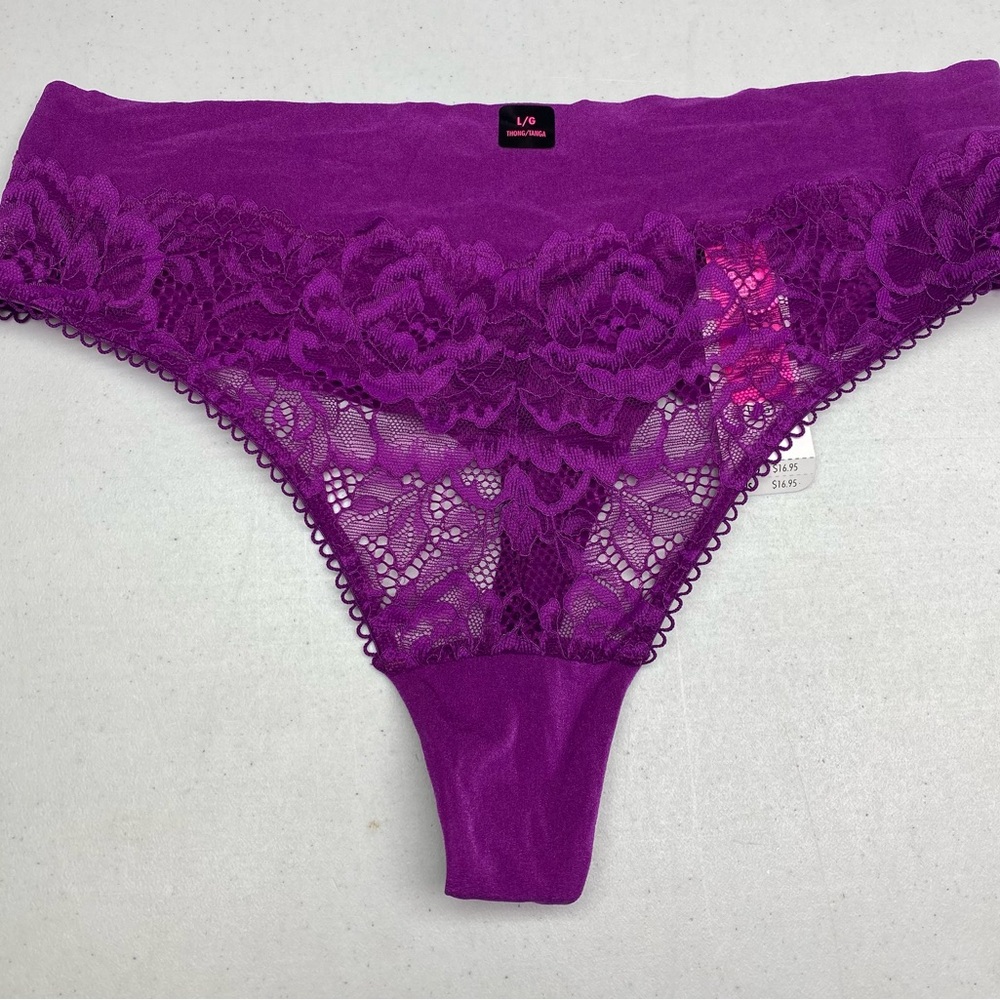 NWT LS MAGENTA  Lacy Thong, L